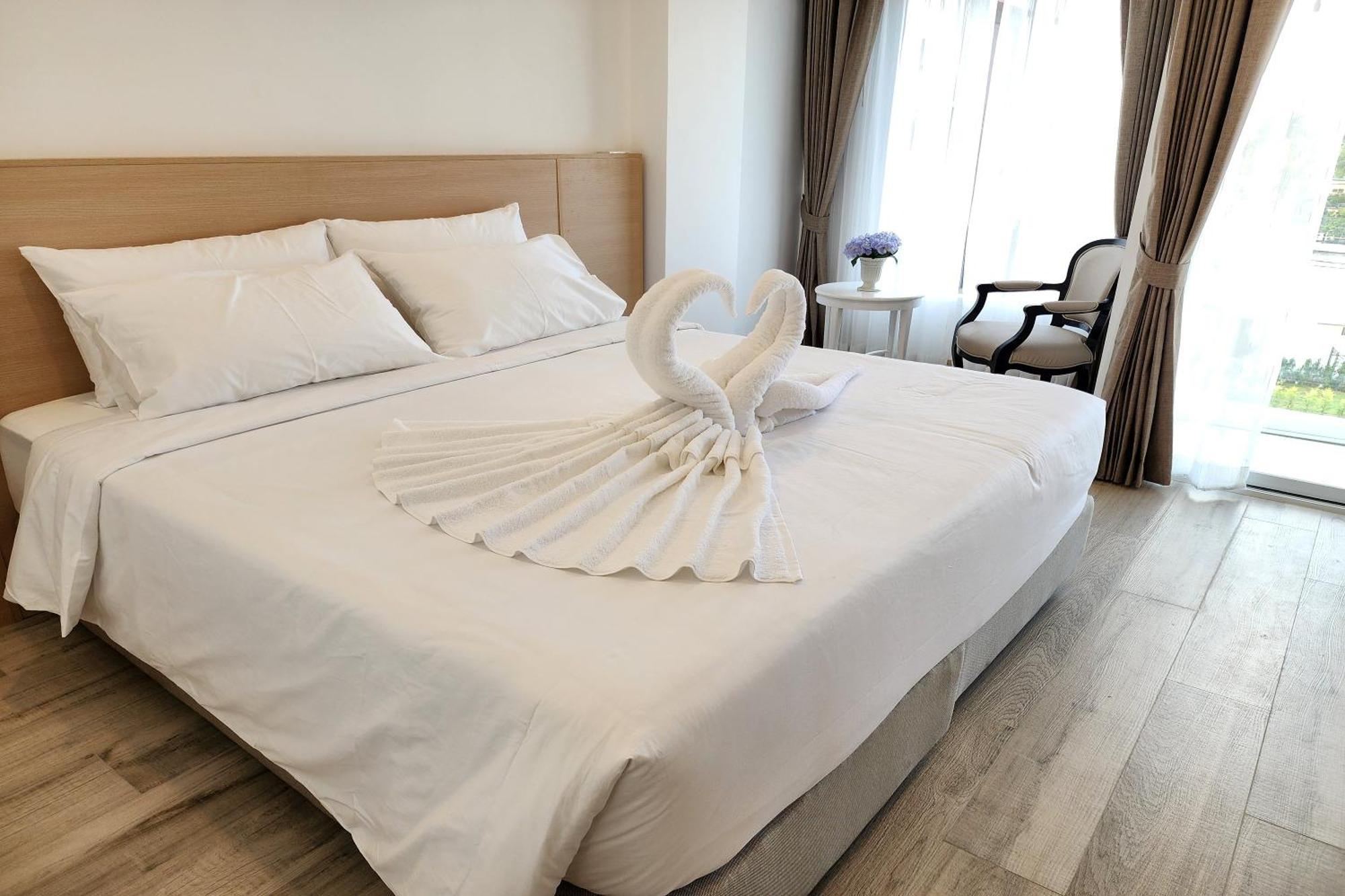 Arsh Boutique Hotel Csiangmaj Kültér fotó